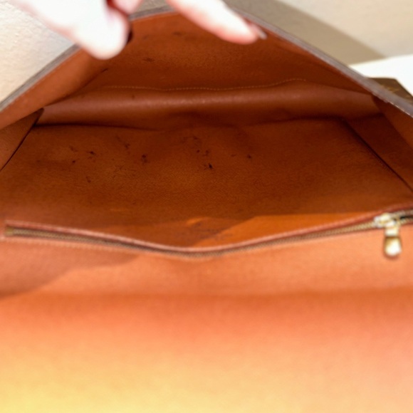 LOUIS VUITTON Monogram
Porte XL Envelope Clutch Bag - Picture 10 of 12